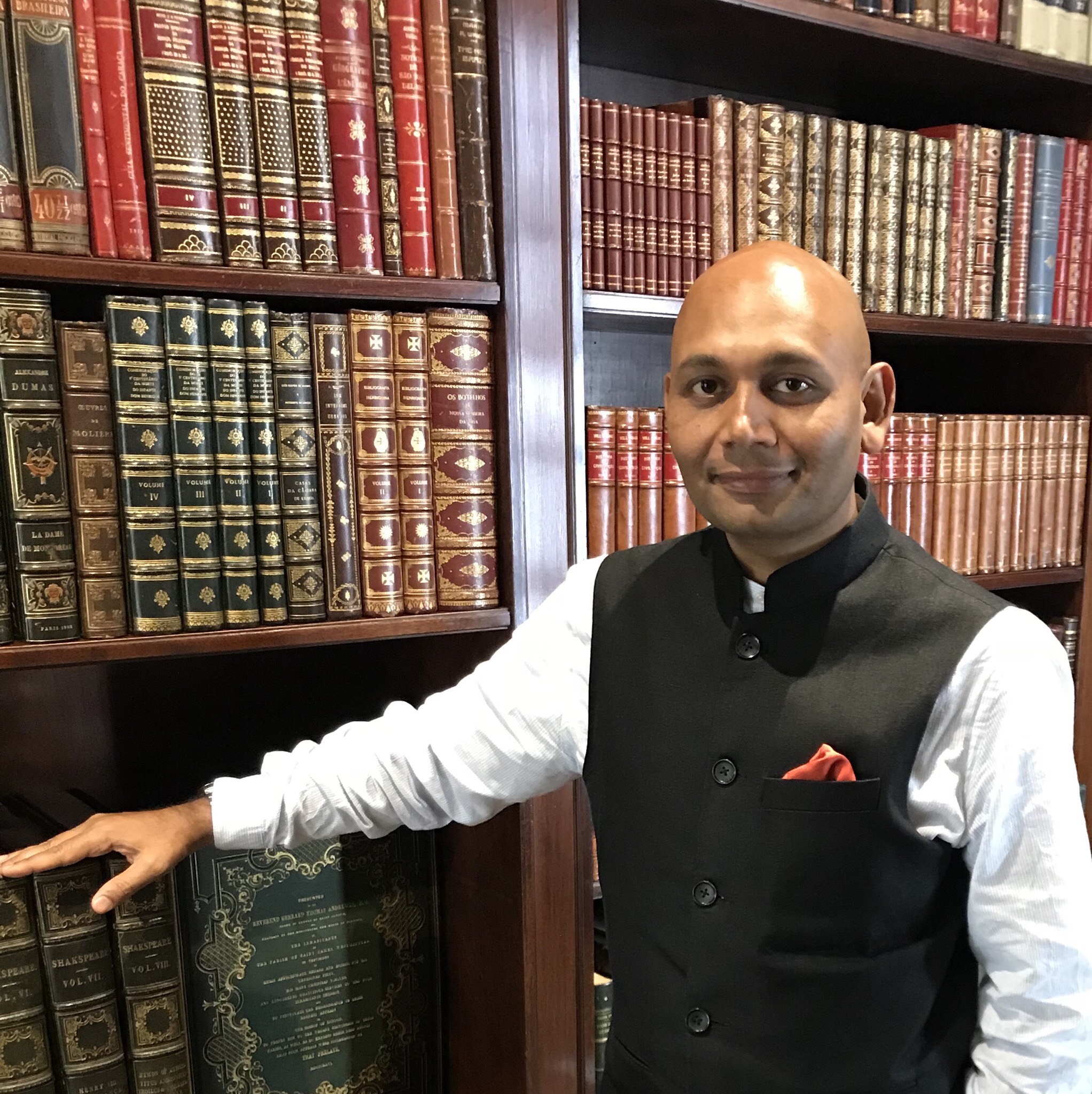 #MadagascarLitMonth: Johary Ravaloson interviewed by Abhay K. | Global ...